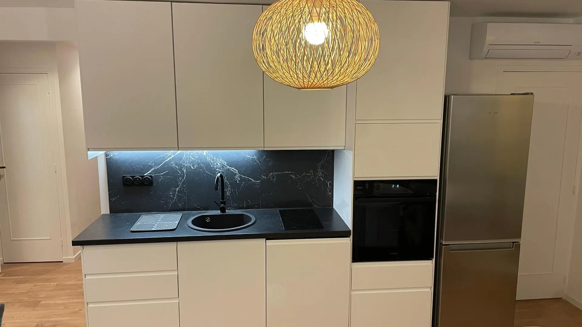 T3 Apercu Mer Antibes Apartment